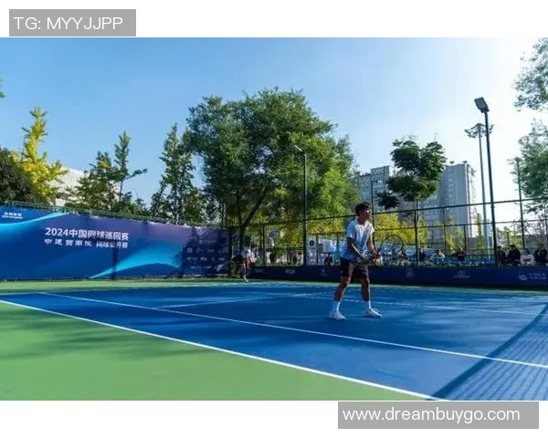 成都网球队的节奏与成长之路探秘网球运动的魅力与挑战 成都网球队的节奏与成长之路探秘网球运动的魅力与挑战