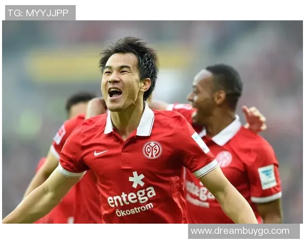 日本足球界的十七位明星球员盘点与成就分析 日本足球界的十七位明星球员盘点与成就分析