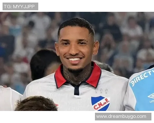 探寻足球界那些未能达到170身高的传奇明星与他们的精彩故事